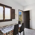 Villa Palomino - Sleeps 6 - Parking - Pet Friendly Gáldar