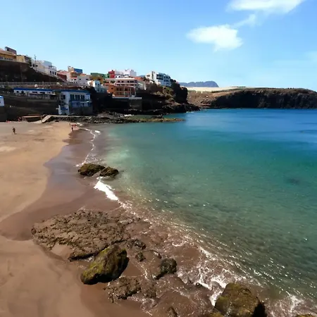 Villa Villa Palomino - Sleeps 4 - Parking - Pet Friendly *