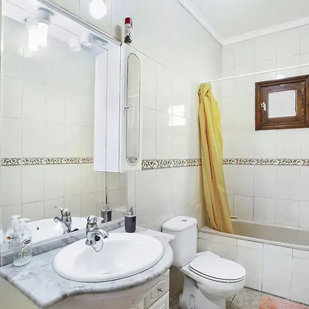 Villa Villa Palomino - Sleeps 4 - Parking - Pet Friendly *