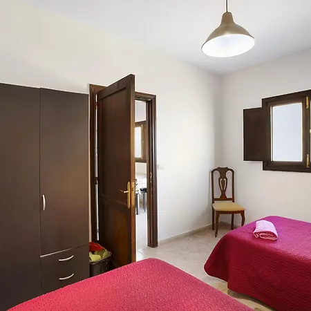 Villa Villa Palomino - Sleeps 4 - Parking - Pet Friendly Galdar