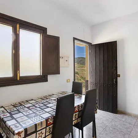 Villa Villa Palomino - Sleeps 4 - Parking - Pet Friendly Galdar