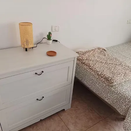 Vila Palomino - Sleeps 6 - Parking - Pet Friendly